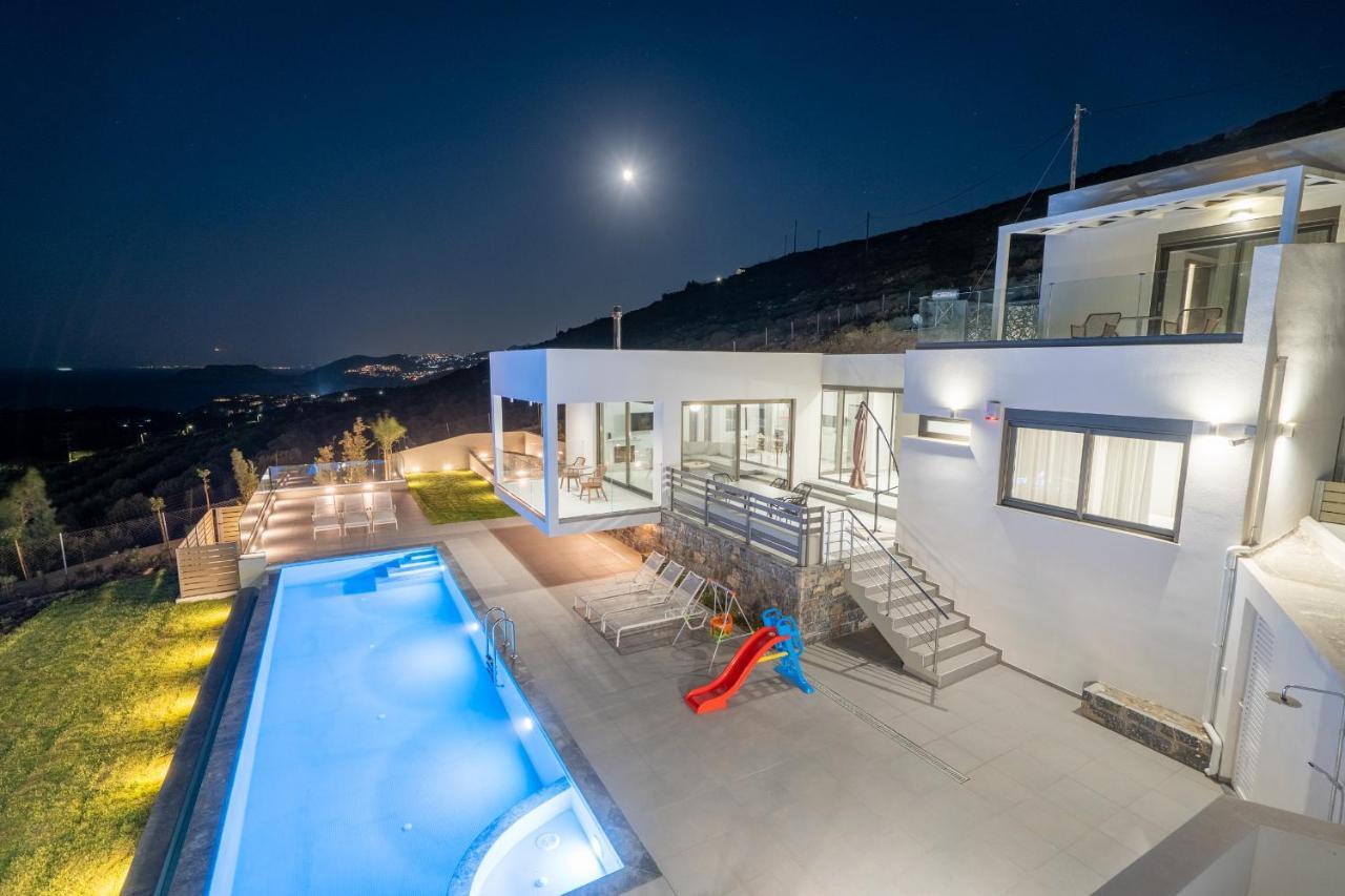 Agia Pelagia Villas וילה